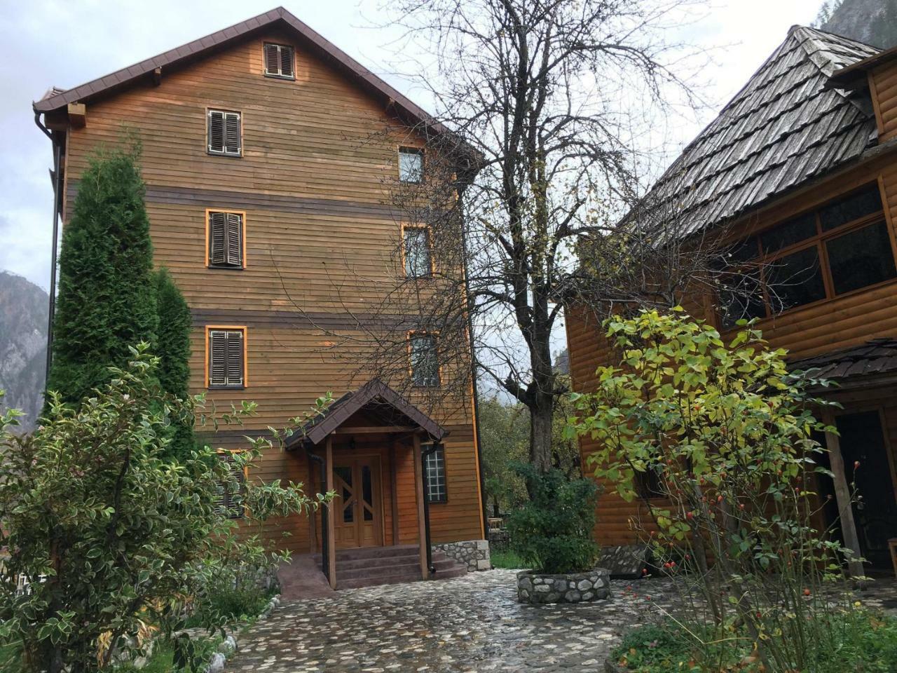 Rezidenca: Quku I Valbones Hotel Exterior photo